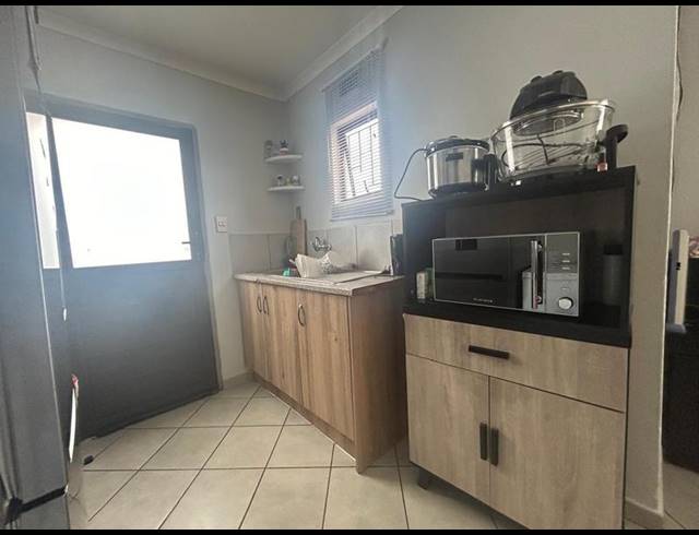 3 BEDROOM HOUSE FOR SALE IN LOTUS GARDENS